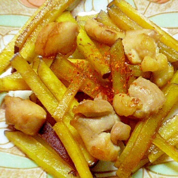 簡単♪おつまみ♪とりもも肉とさつまいものピリ辛炒め